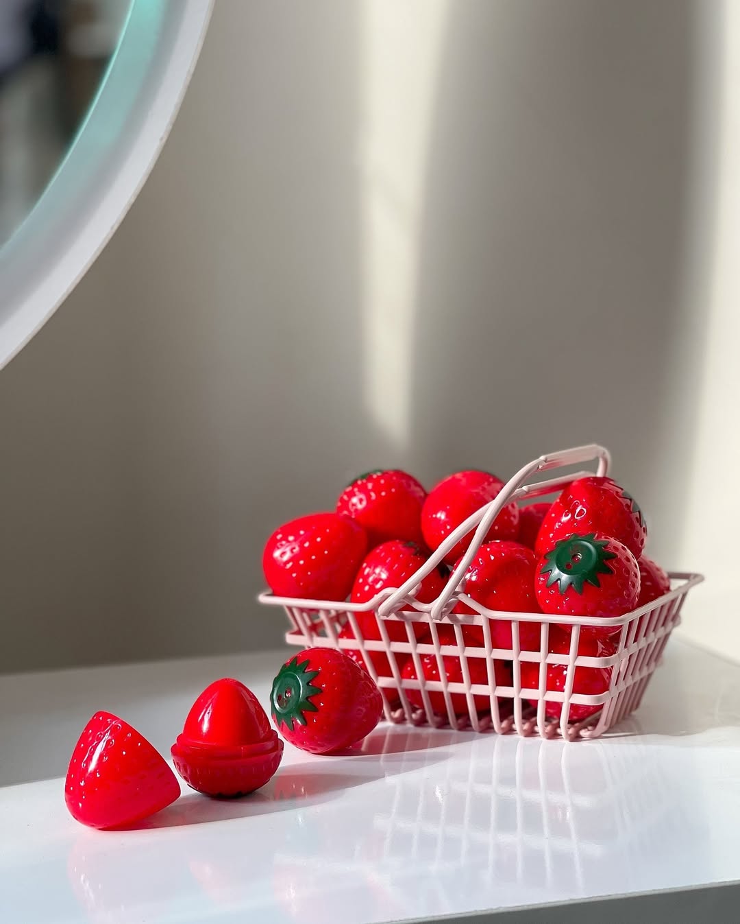 بالم لب توت فرنگی حاوی ویتامین E