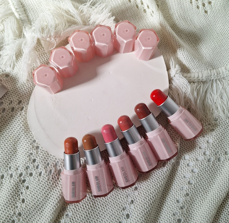 رژگونه کره ای هدی موجی